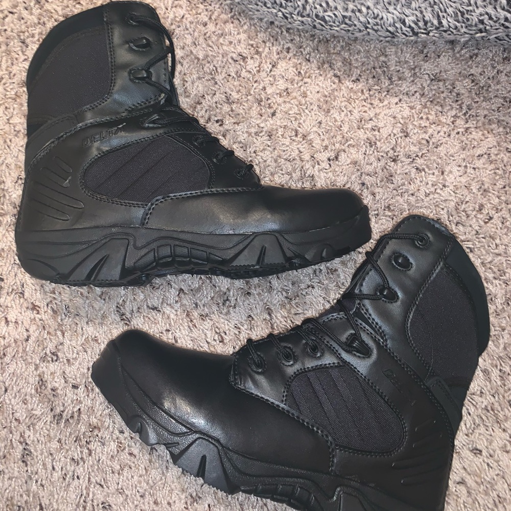 BRAND NEW Delta Men's Black Combat Boots
